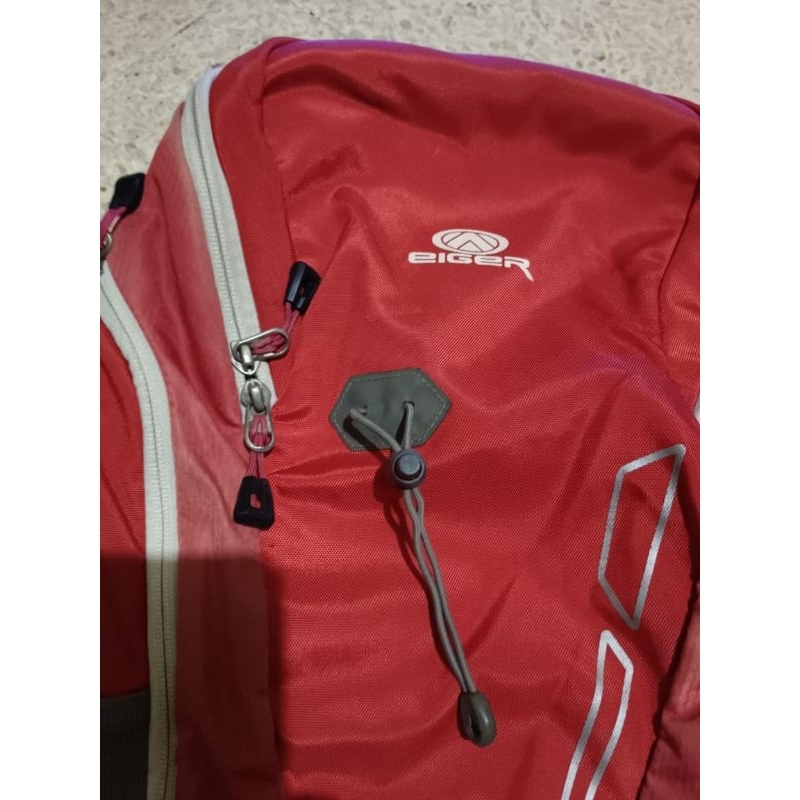 Eiger 23 liter daypack bekas