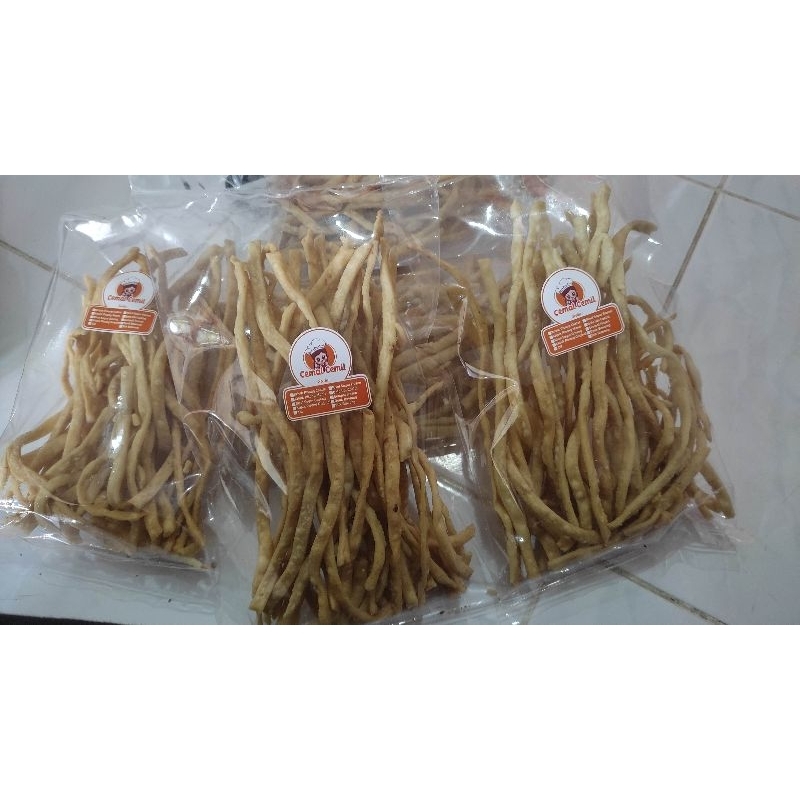 

cemilan stik bawang