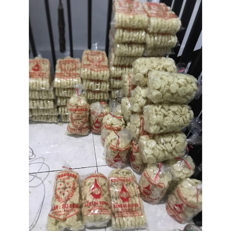 

Rengginang oleh-oleh Bu Sum cap Bawang Super