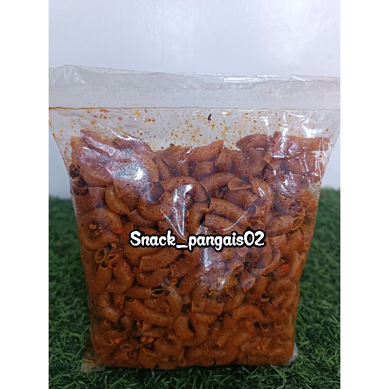 

makaroni makroni bantat daun jeruk extra pedas isi 250 gram
