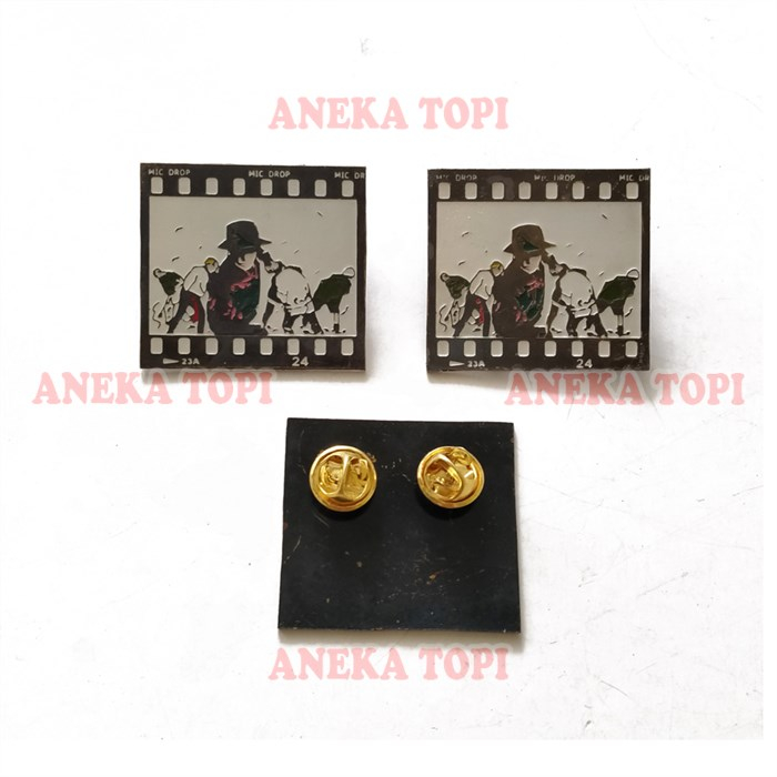 Pin BTS K Pop Model Kotak Pin Enamel Aksesoris Mic Drop BTS K Pop Murah - Aneka Topi