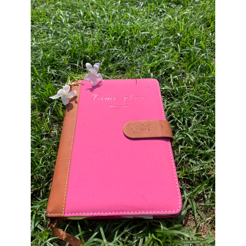 

Buku Diary catatatan
