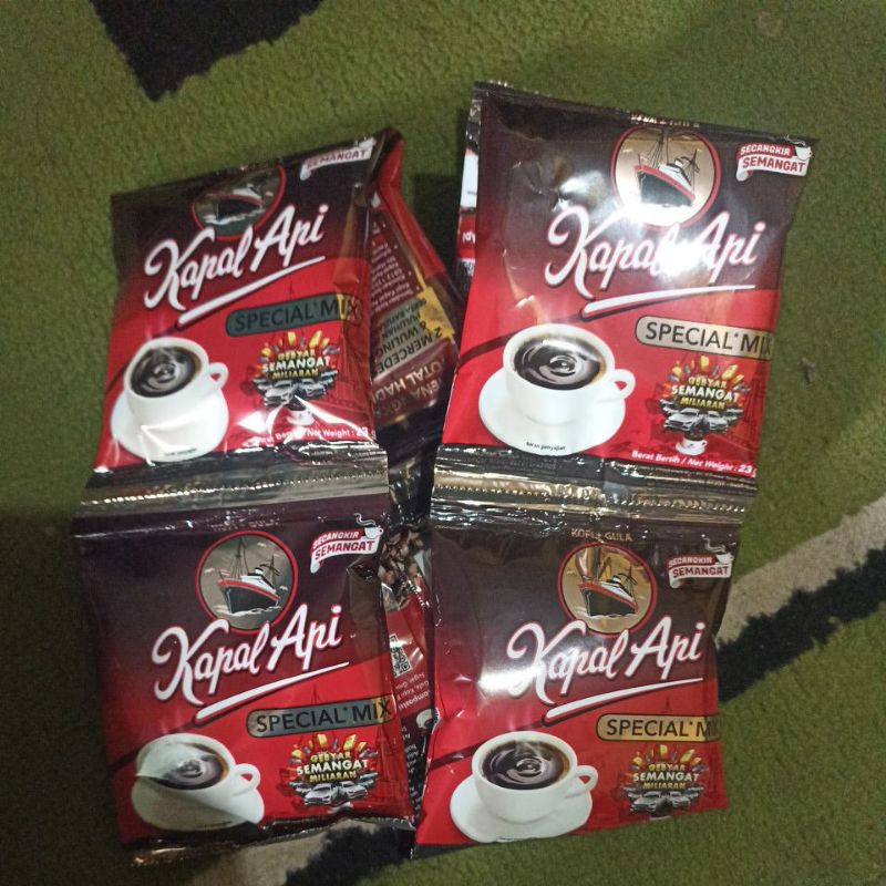 

Kopi Kapal Api Special Mix 23gr