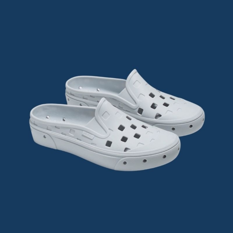 SNEAKERS SLIP ON TRK TREK MULE WHITE BNIB ORIGINAL