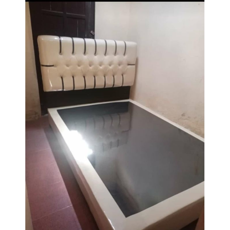 DIVAN DIPAN TEMPAT TIDUR MINIMALIS MODERN