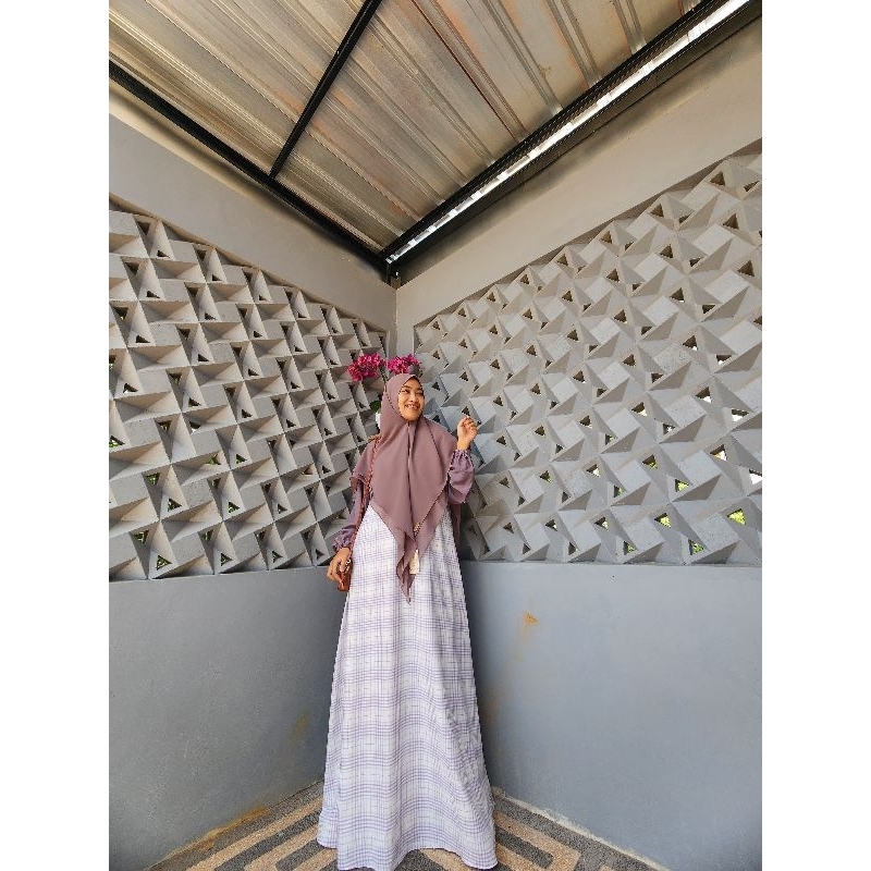 VIONA DRESS