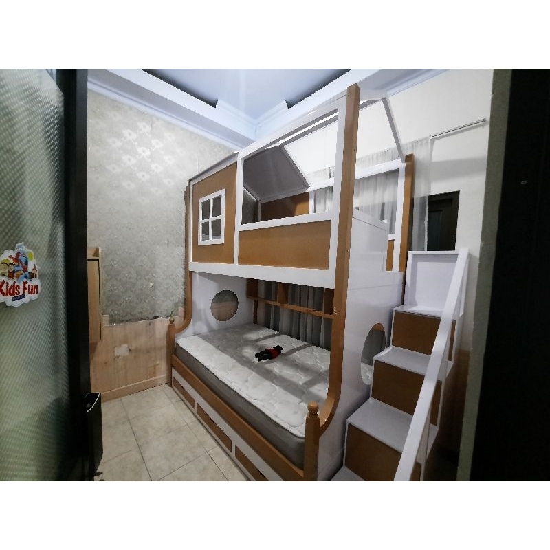 tempat tidur kasur tingkat anak