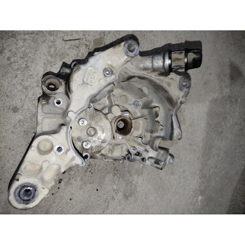 Crankcase Kanan Kalter Oli Beat Fi / Scoopy Stater Kasar code KZL