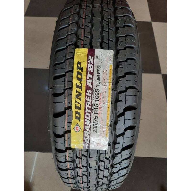 Ban Dunlop 235/75 R15 Grandtrek AT22