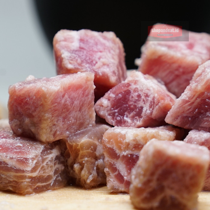 

FCW Jakbar - SAIKORO WAGYU CUBE 3 X 3 CM 250 GRAM (NON MELTIQUE)
