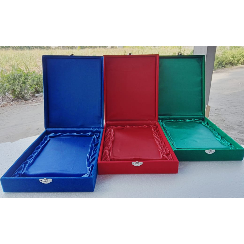 Box Tempat Plakat Akrilik/Box Vandel Akrilik/Box Cenderamata Akrilik