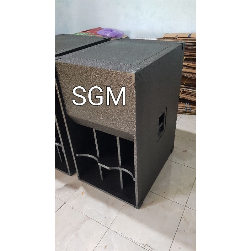 Box subpali 15 inch