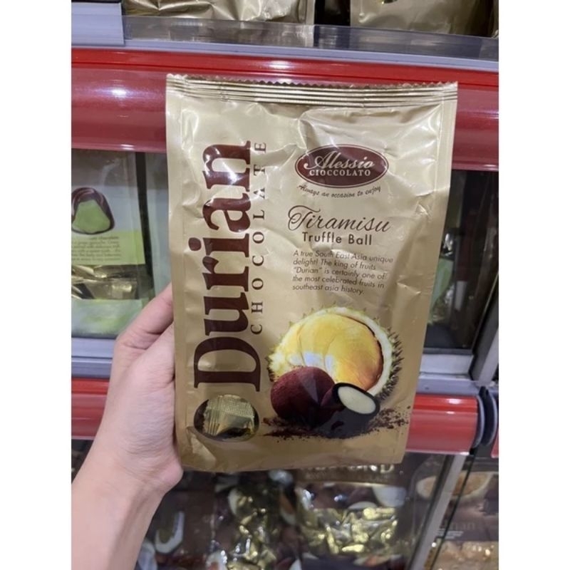 

DURIAN TIRAMISU TRUFFLE BALL CHOCOLATE 200g oleh oleh malaysia singapur