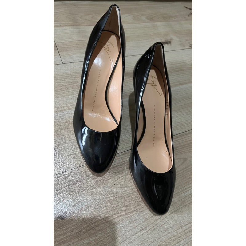 Giuseppe Zanotti Pump Heels 36