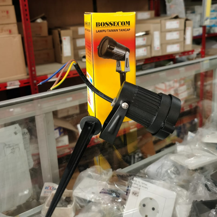 KAP lampu taman tancap/ spotlight mr16 bossecom