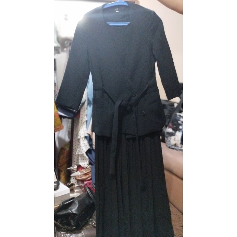 Dress hitam with blazer