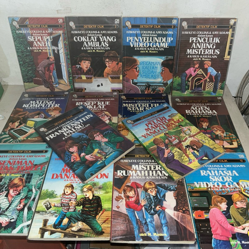 Detektif Cilik hawkeye Collins Amy adams