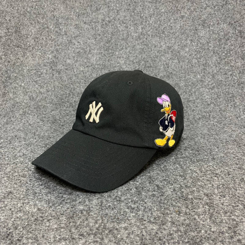 Topi MLB X Disney Original Likenew - MLB NY Small Logo