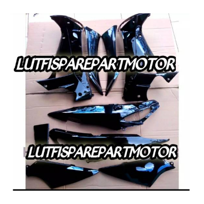 Cover Body Supra x 125 lama 2005 2006 hitam