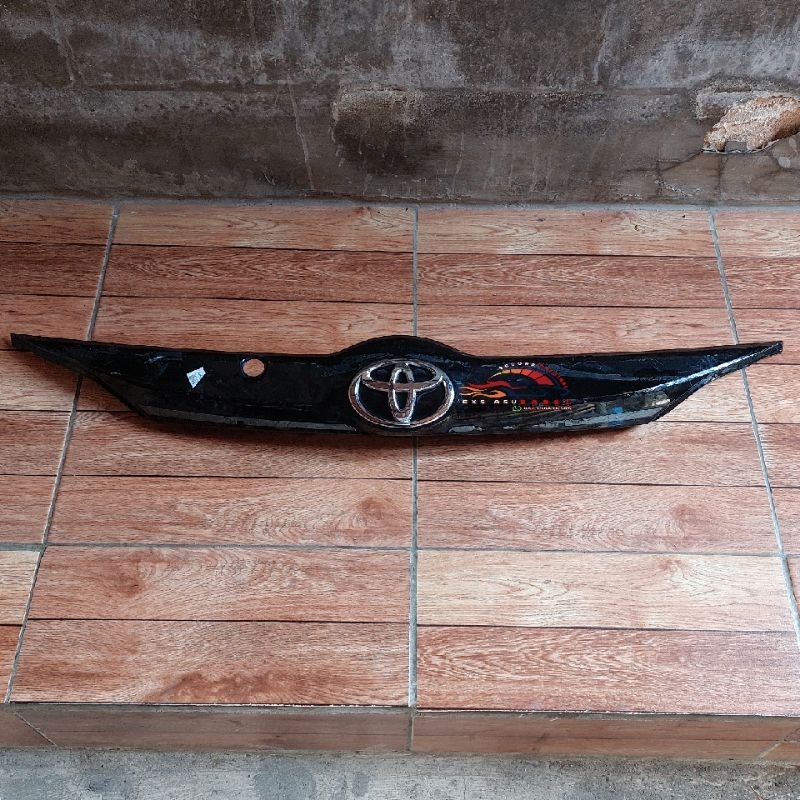 Garnish Bagasi Yaris 2019