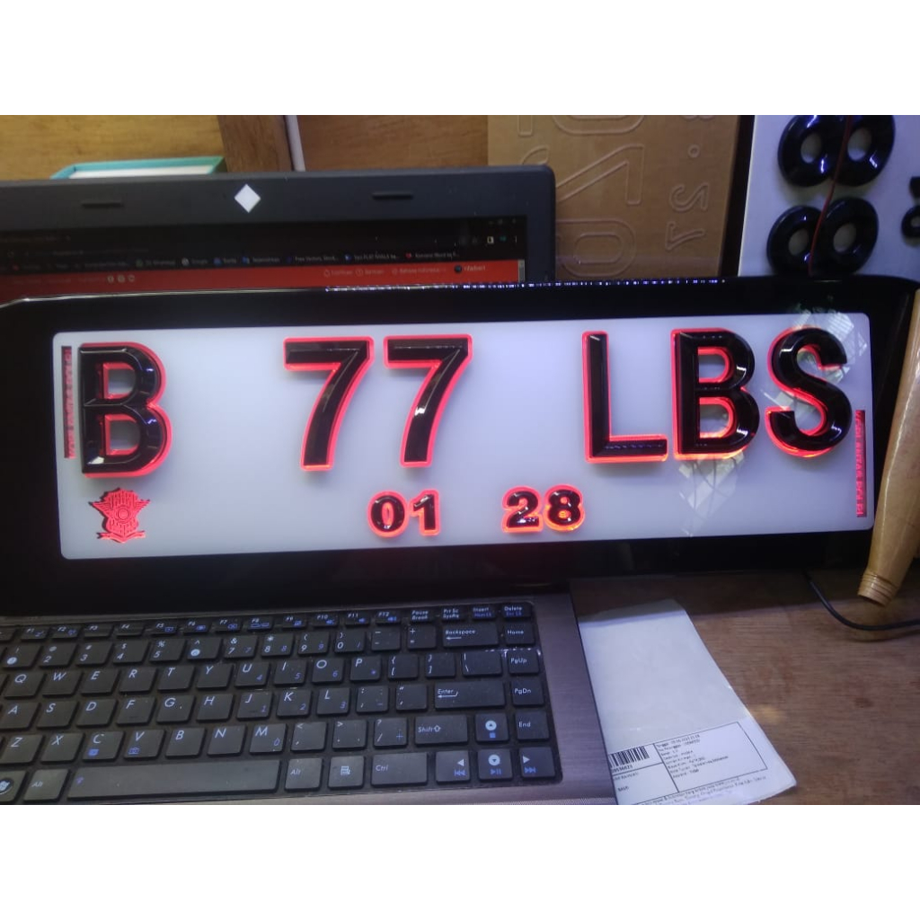 Plat Timbul LED Mobil Angka/Huruf Diamond