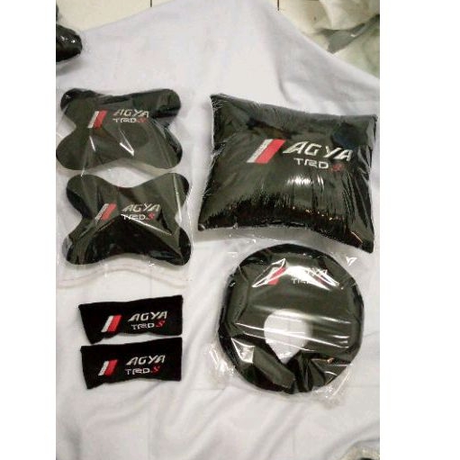 aksesoris interior carset mobil 4 in1 mobil Agya trd S