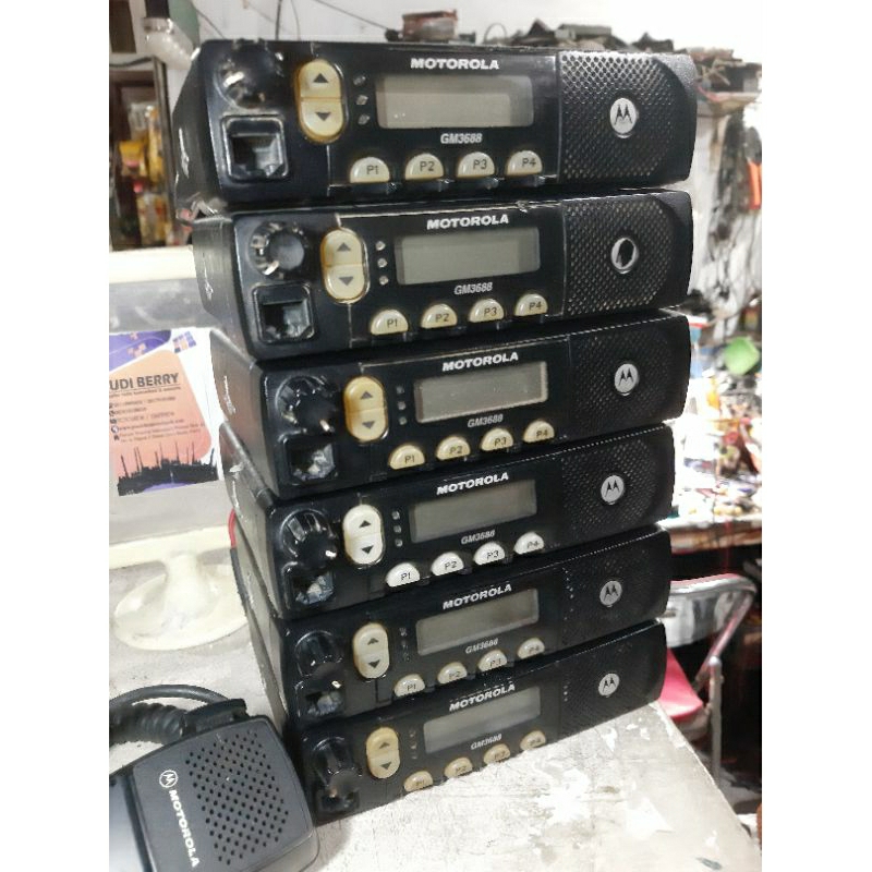 Rig Motorola Gm3688 Frekuensi Uhf Band 403 Mhz sd 450 Mhz Normal Second ada Extramic Motorola