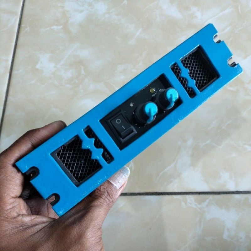 power amplifier mini 12 volt dc .2×30 watt