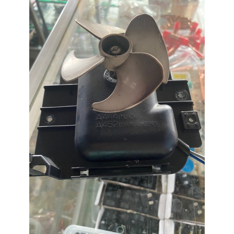 kipas prezer kulkas 2 pintu Sharp (original)