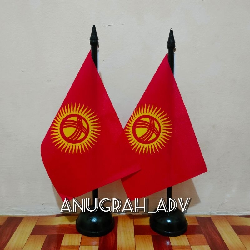

tiang kayu bendera meja KYRGYZSTAN