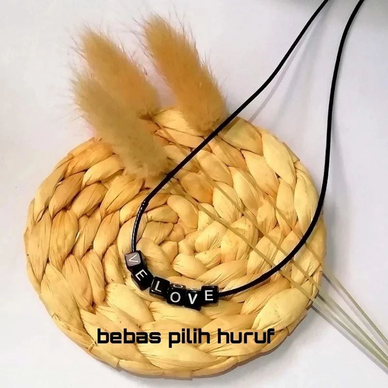 KALUNG TALI HITAM LIONTIN HURUF KALUNG PRIA WANITA