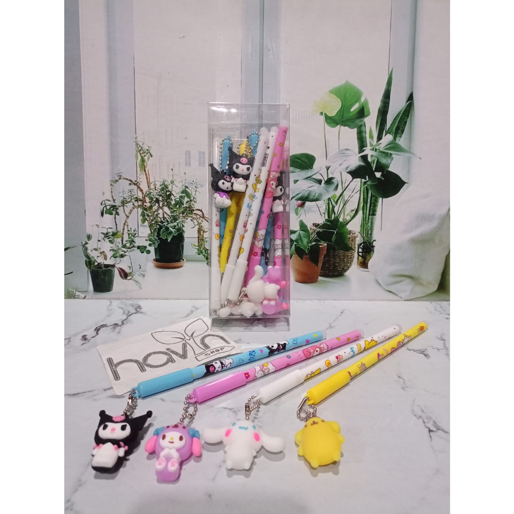 

(12Pc) Pen Gantung Besi Rantai SANRIO CINNAMOROLL KUROMI POMPOMPURIN Pena Ballpen Gel B 600