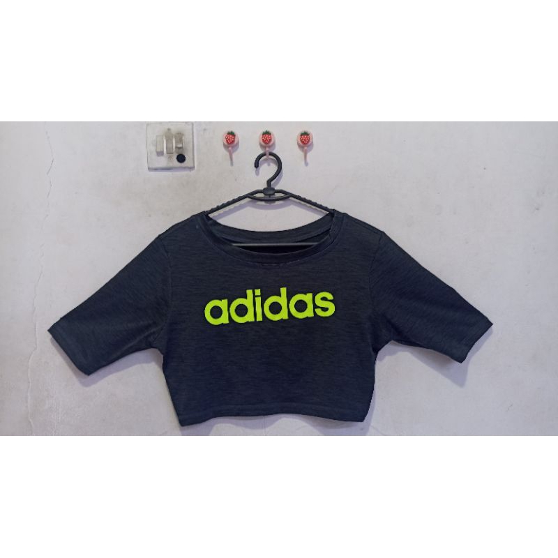 Baju Senam Crop Top Preloved