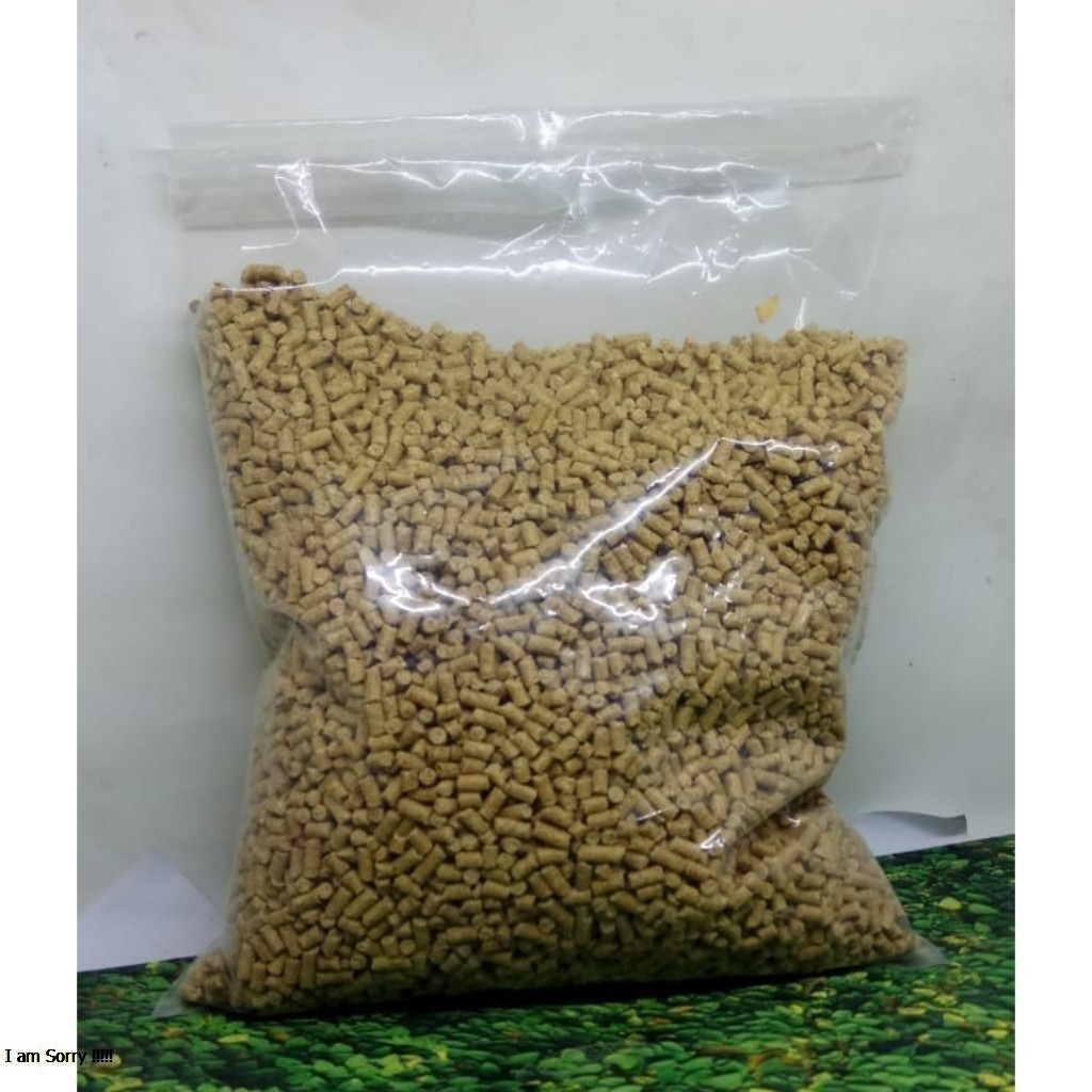 PUR 551 is 1 KG VOER PAKAN AYAM BEBEK ENTOG BABI VOER PUR MAKANAN BABI