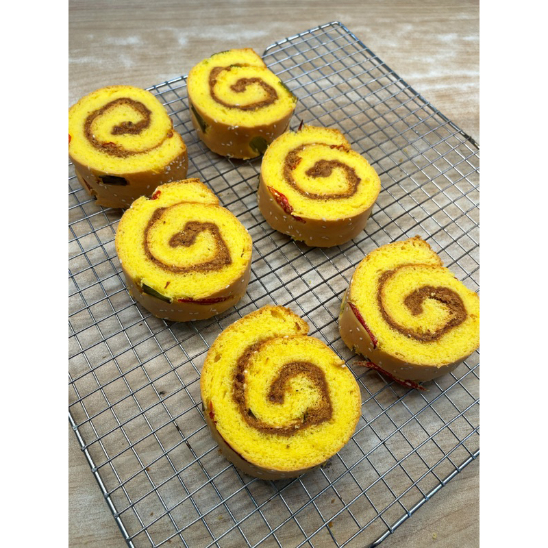 

Floss Roll Cake(Abon Roll Cake)