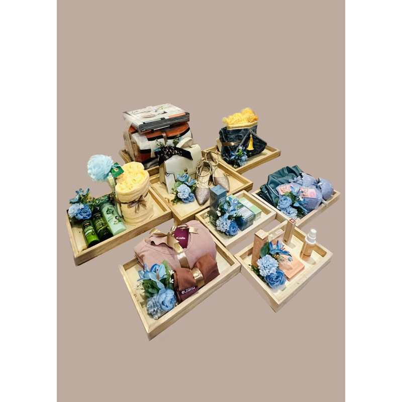 

Paket seserahan Wood Tray Edition (tutup mika)