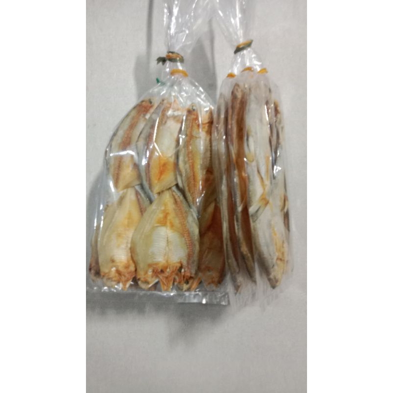 

Ikan Asin Bulu Ayam