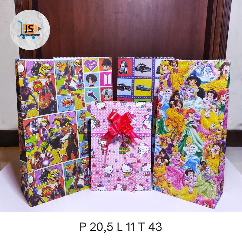 

(5pcs) Kantong Kertas Kado Besar Termasuk Pita / Paper Bag Kertas Kado Besar Princess Superhero