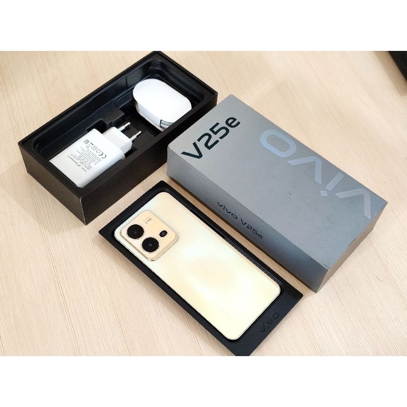 VIVO V25E SECOND 8/256 SECOND FULLSET ORI