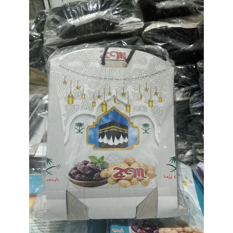 

dus teng"kemasan untuk oleh - oleh haji & umrah 1pak isi (50pcs)