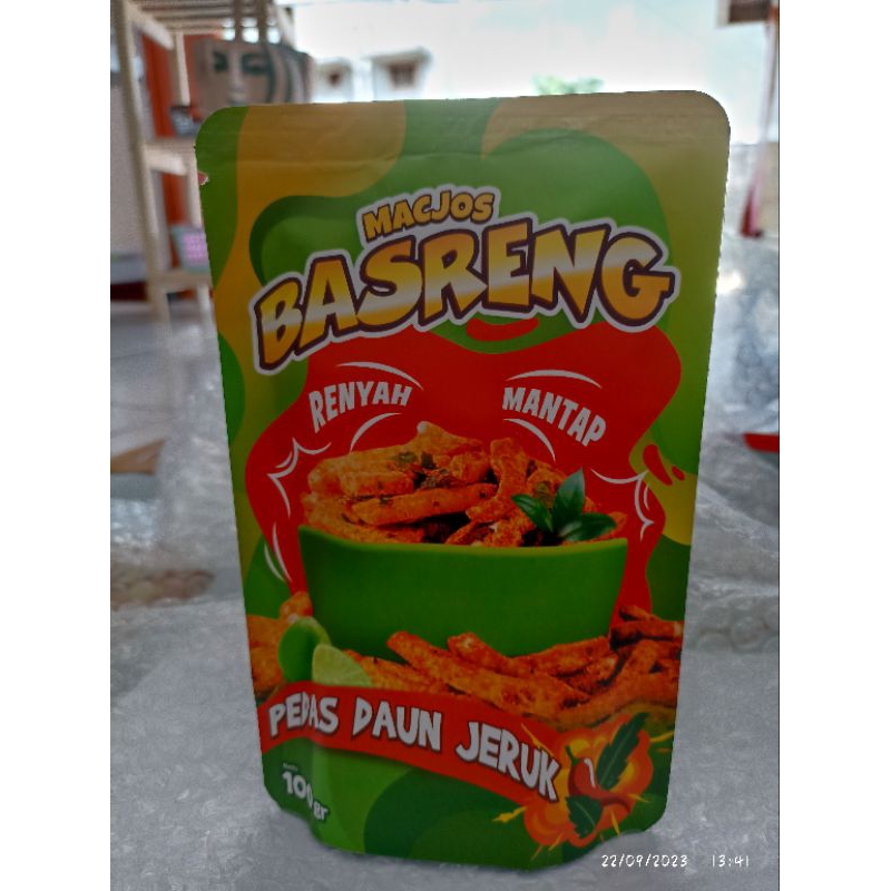 

BASRENG Macjos cemilan makaroni kering enak