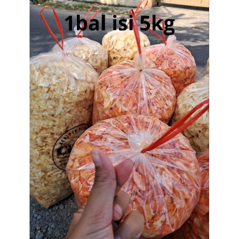 

remukan singkong balado 1bal isi 5kg/remukan singkong asin gurih 1bal isi 5kg