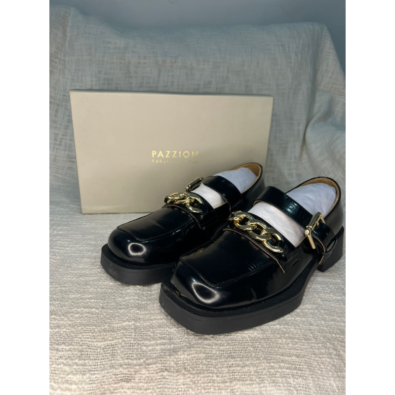 Sepatu Pazzion size 39