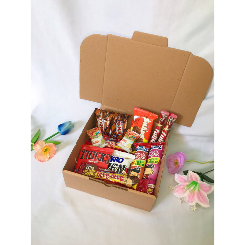 

Snack Hampers Bisa Custom Isi | Bingkisan Snack | Kado Wisuda | Rekomendasi Kado Sahabat, Pacar, Hari Ibu, Ulang Tahun Pacar