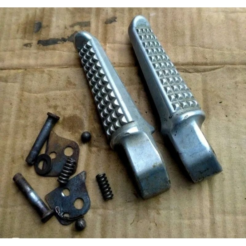 step belakang cb150 r copotan