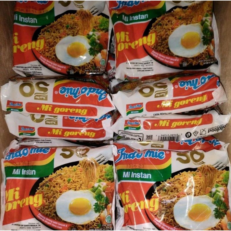 

indomie goreng paket 4pcs