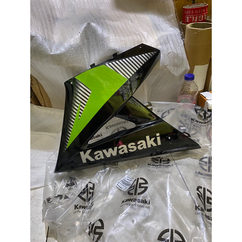 Kiri sayap fairing bawah ninja rr mew 2014 hijau ijo