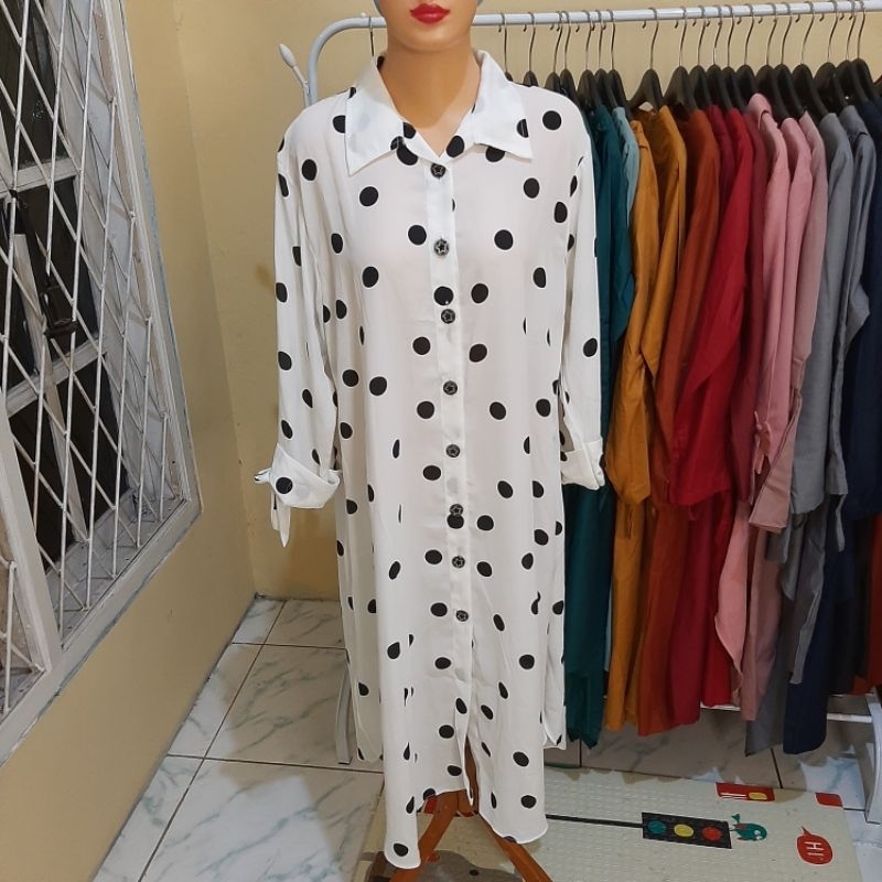 Tunik Polkadot putih