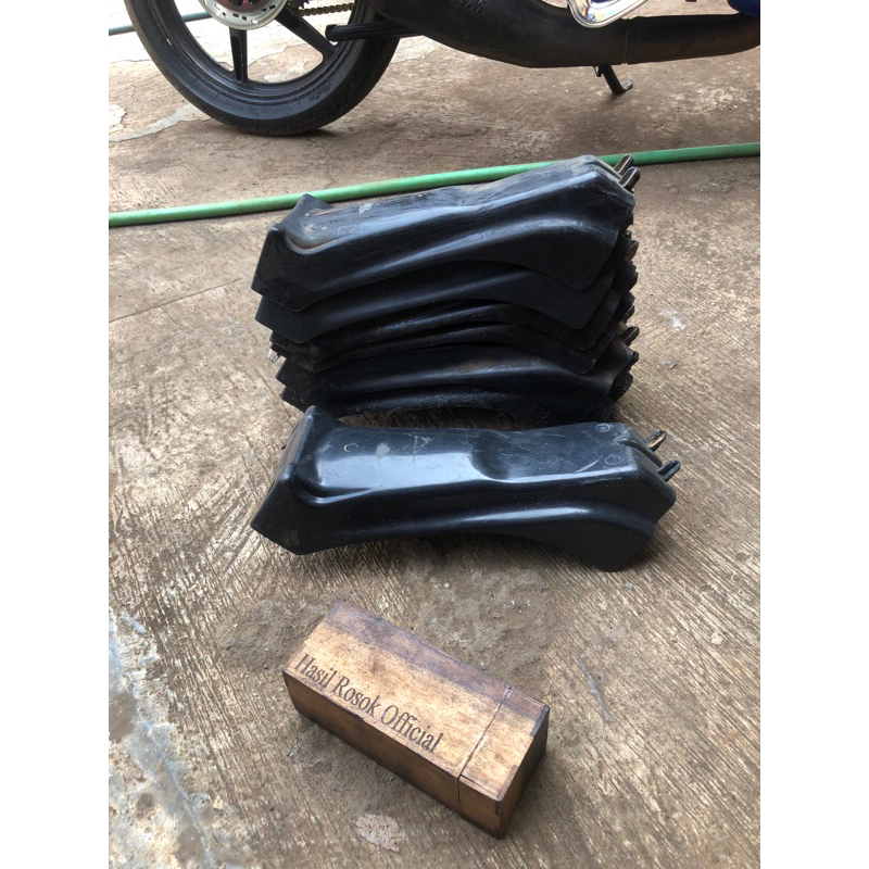 fender spakbor belakang gl 100 spakbor belakang gl 100 original copotan