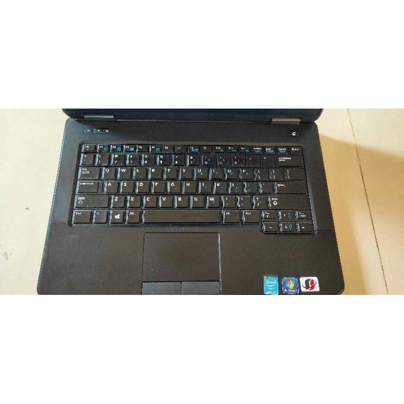 leptop dell E5440